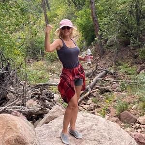 Meet your Posher, Noelle